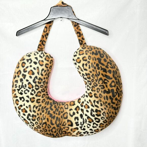 Dominican BBL Pillow, Cheetah/Pink- Surgery, Travel, Seating, Post Op, Recovery - Picture 1 of 5